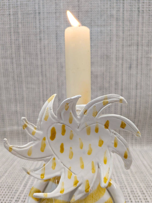 RAY OF LIGHT – Candle holder in contemporary ceramics