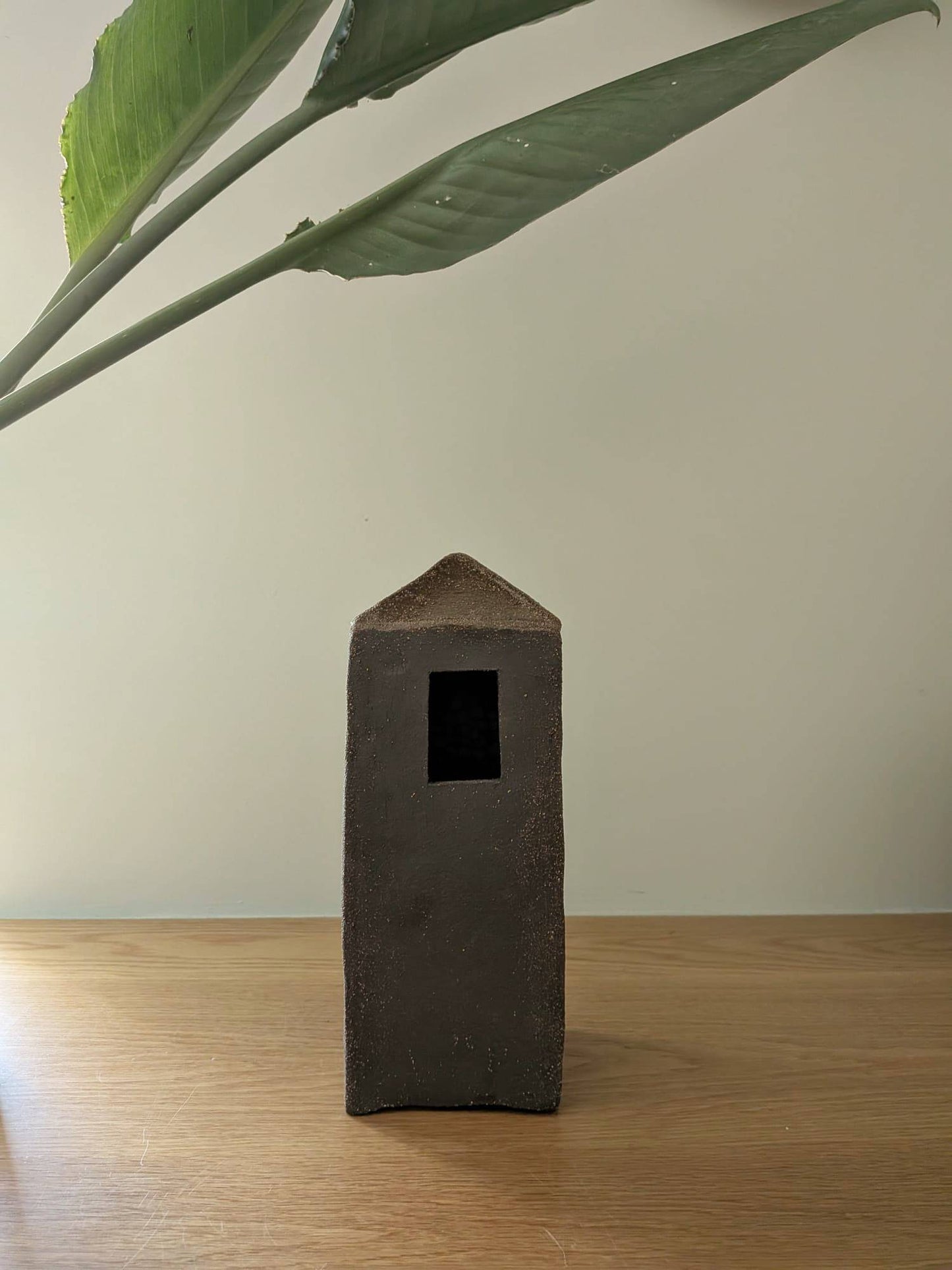 LA CASA DE LOS EMIGRANTES – Escultura. Cerámica contemporánea