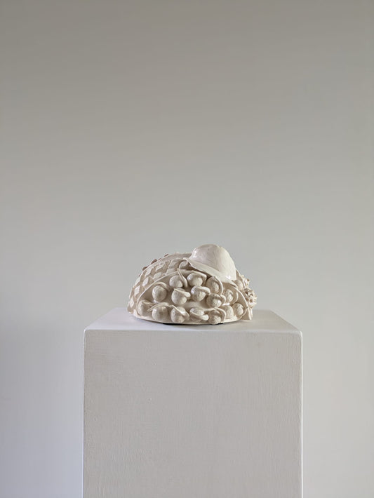 ESCULTURA "ESCARAVELHO EM FLOR"