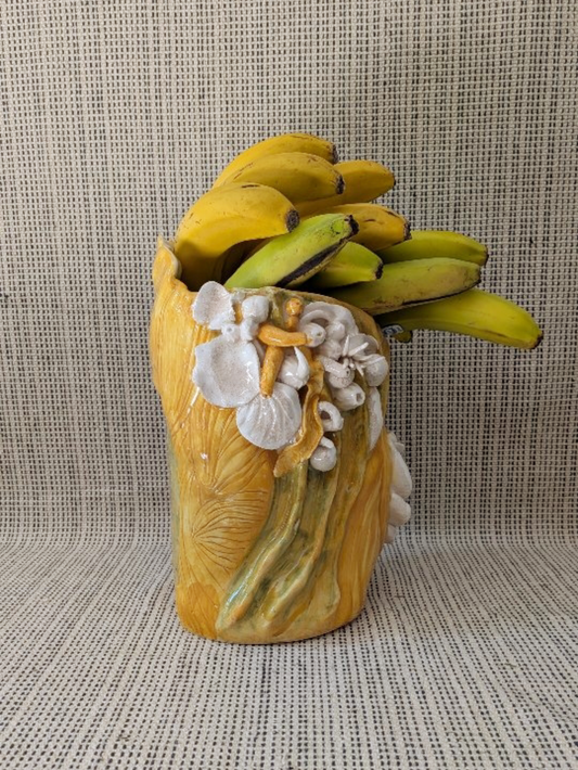 REEF – Sculptural vase. Contemporary Ceramics
