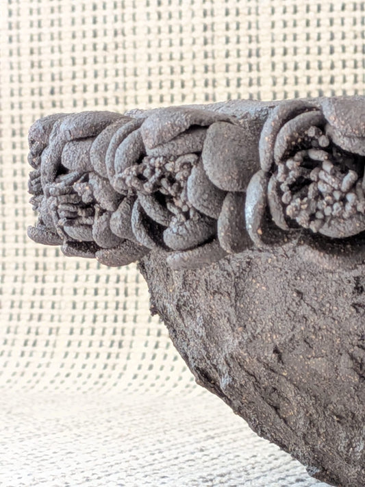 FLORES DA LUA – Fonte. Cerâmica contemporânea